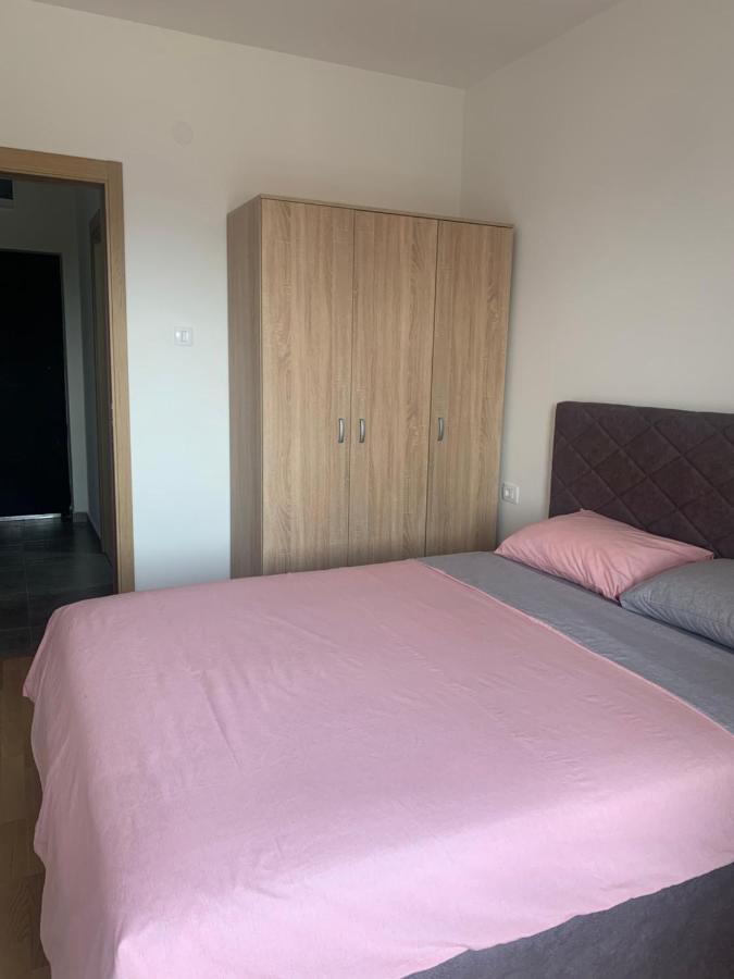 Apartment 45M2 Podgorica Exterior foto